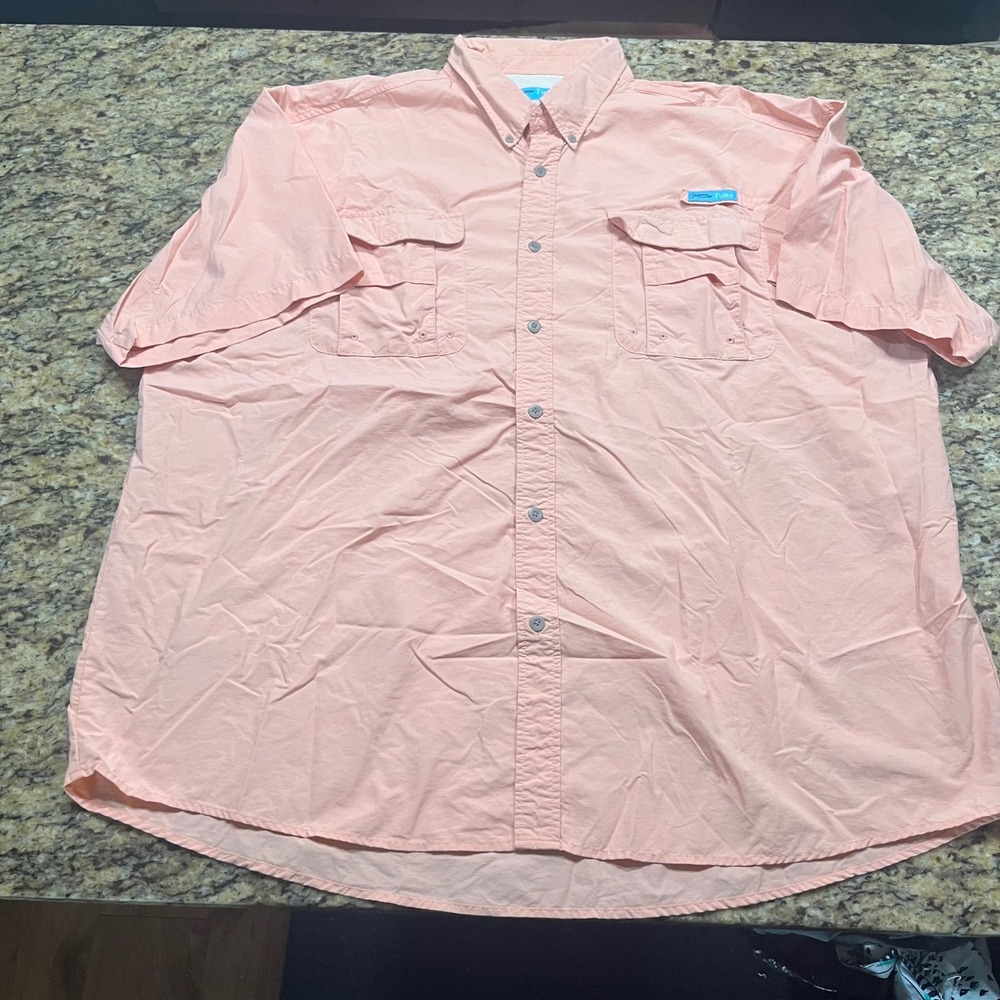 Tuna Mens 4XL Fishing Shirt Short Sleeve Button Down Ventilated Peach Salmon